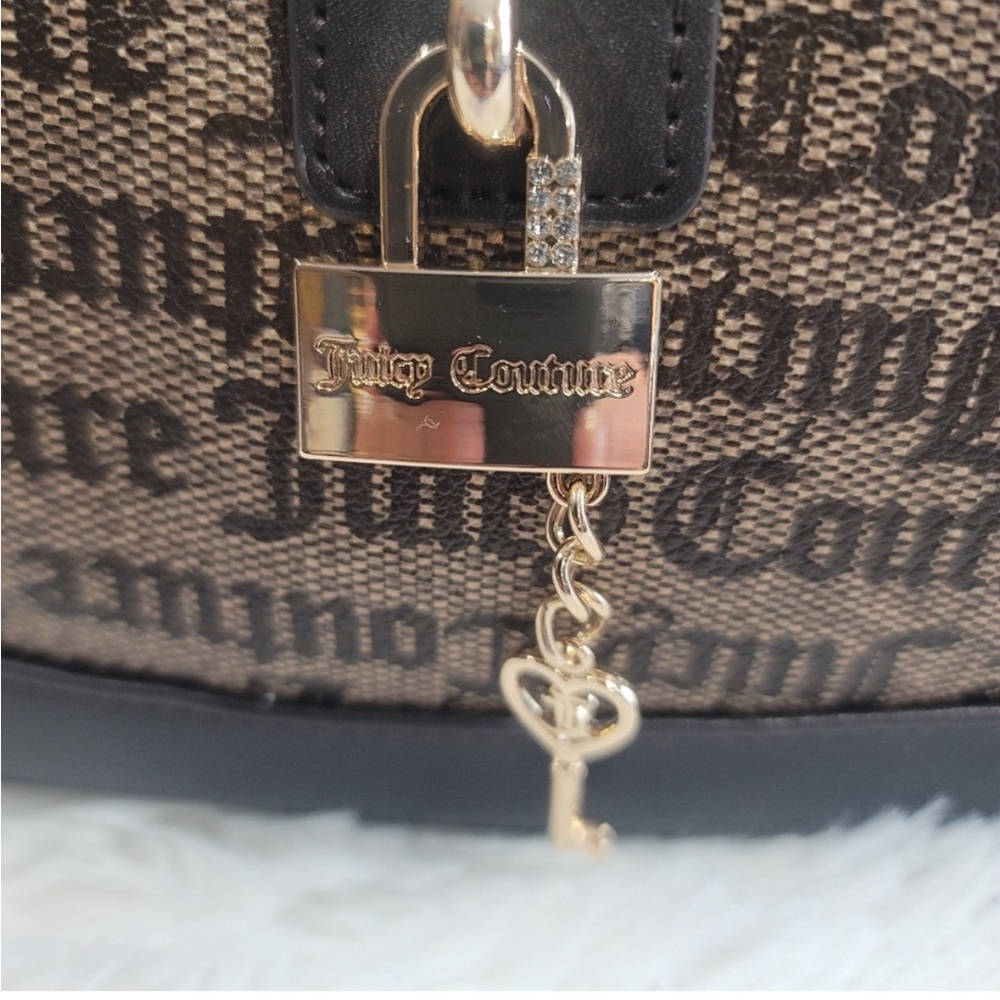 Juicy Couture Eastside Westside Shoulder Bag - Picture 4 of 6